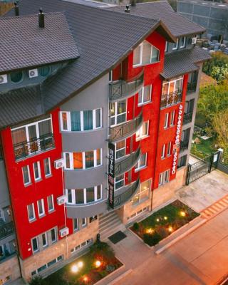 Apart Hotel West