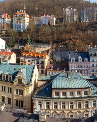 Karlovy Vary Zamecky Vrch