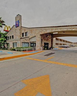 Motel 6-San Antonio, TX - Downtown - Market Square