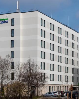 Holiday Inn Express - MUNICH NORTH, an IHG Hotel