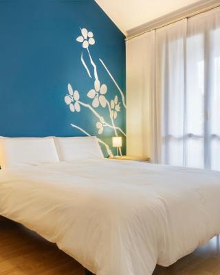 CASA CON JARDIN EN HECHO