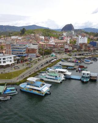 Hotel Portobelo Guatape