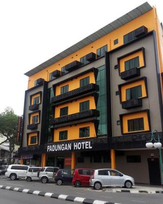 Padungan Hotel