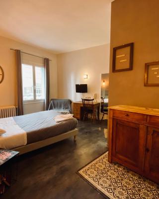 Hotel Le Midi Clermont-Cournon