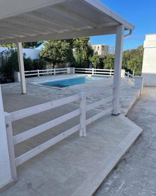 Sine tempore beach home con piscina