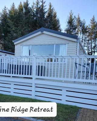 Pine Ridge Retreat With FREE GOLF and Air Conditioning