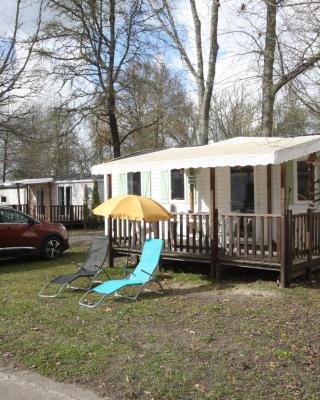 MOBIL-HOME 6 PERSONNES CAMPING EUROLAC BORD LAC AUREILHAN
