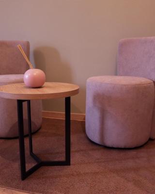 Manhattan Room & Suite