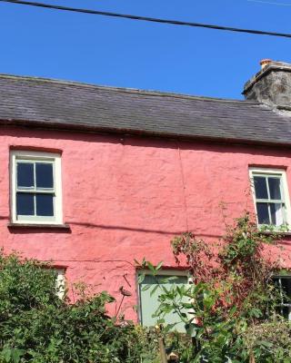 Relaxing 2-Bed Cottage in Rhandirmwyn