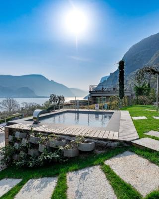 Villa Vittoria with private seasonal heated pool & shared sauna - Bellagio Village Residence