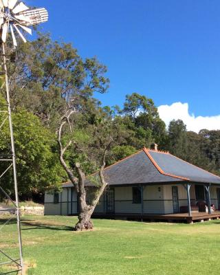 Currawong Beach Cottages