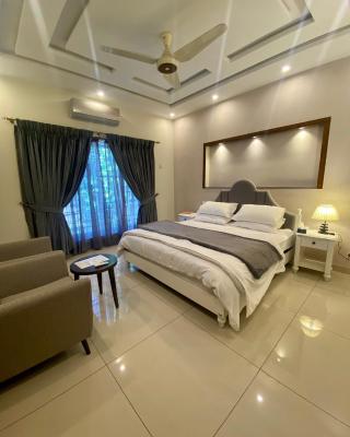 Luxury Guest House in Bahria Town