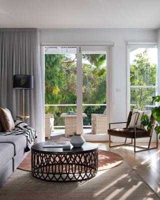 Vue Lake Daylesford Villa- lakeside luxury