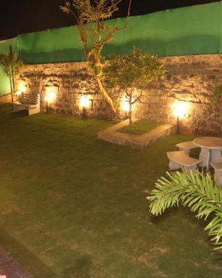 PINE VILLA GARDEN
