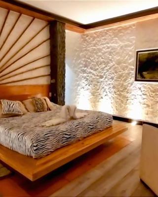 CantalaRana Lodge