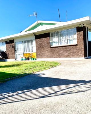 Rotorua City Center Holiday House