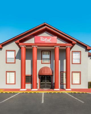 Red Roof Inn & Suites Pensacola-NAS Corry