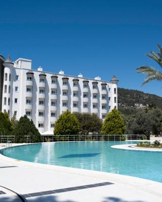 X Life Hotel Sarıgerme 15 - Adult Hotel