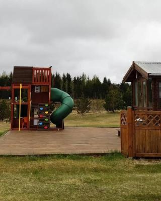 Cosy Cabin by Lake & Woods with Views