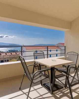 Breakaway Apartment