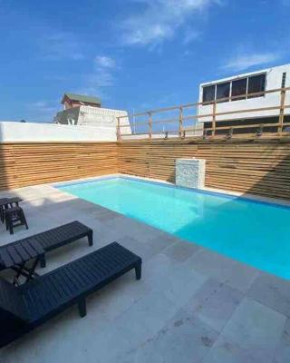 8pers -6camas AC -Alberca-Playa 3min Playas Vicente fox