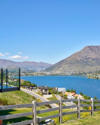 Ultimate Heights Queenstown Jaw-dropping views and Hot Tub