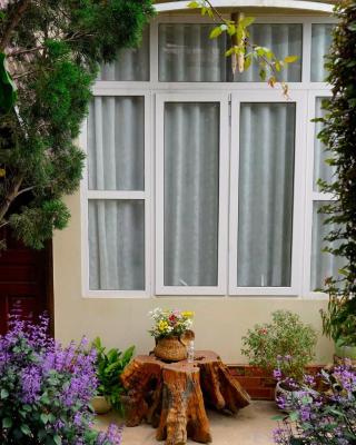 Homestay Vườn Tùng