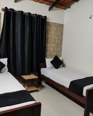 Minimal Poshtel