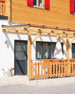 Rollstuhlfreundliche Ferienwohnung in ruhiger Lage- Panorama Terrasse, 2 SZ