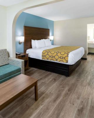 Baymont by Wyndham Biloxi - Ocean Springs