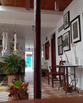 Hostal La Comedia