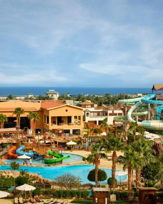 Coral Sea Aqua Club Resort