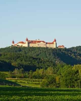 Gästehaus Benediktinerstift Göttweig - Bed & Breakfast Monastery