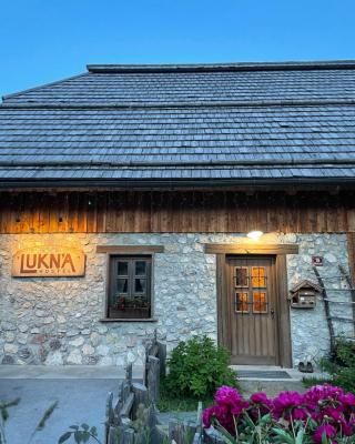 Hostel Lukna