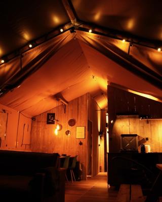 Glamped - Luxe camping