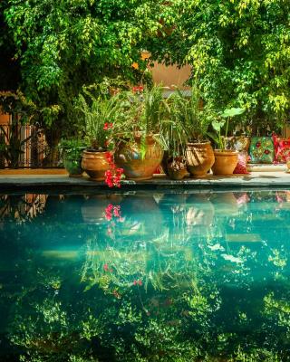 Riad Roxanne