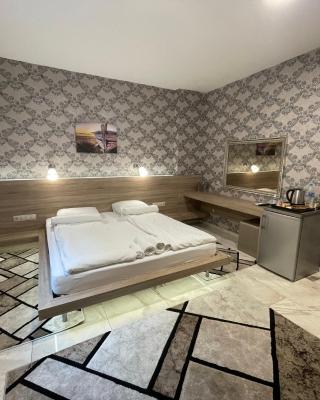 De Luxe Studio Burgas, City Center