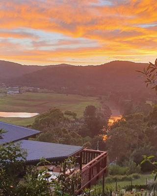 Paterson Skywalk and Bush Bedroom