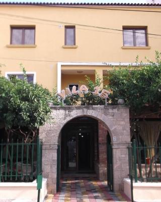 Hotel Vila 15 Tirana