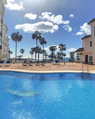 Duquesa Superb Seafront Apartment Marina Real 305