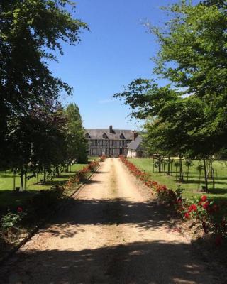 La Gloriette gîte situé Dans La propriété Dun magnifique manoir