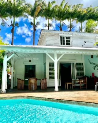 Villa Sisley, 4/6p, piscine privée, plage à 100 m