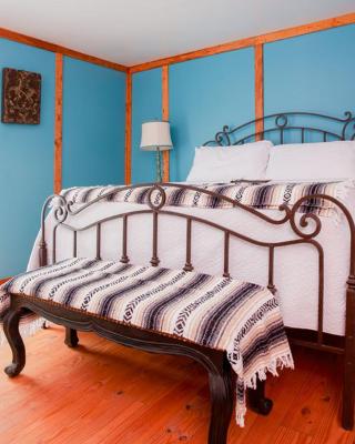 Round Top Hotel
