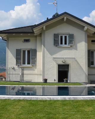 Lescen White Residence - swimming pool