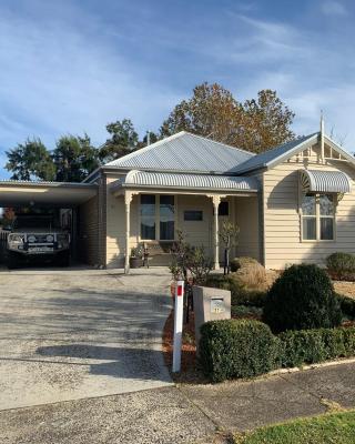 Elmsford Cottage