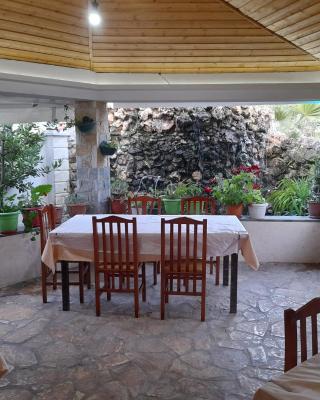 Alexander Stay Hotel
