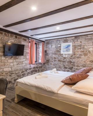 Old Town Rooms Matusko