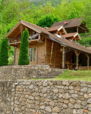 Drinska Villa Cabin