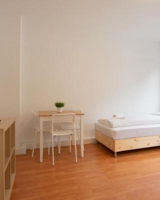 RAJ Living - 1 , 2 and 3 Room Monteur Apartments