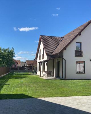 FENYŐ APARTMAN House I